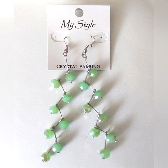 New Beaded Zig Zag Dangle Earrings - Picture 15 of 16